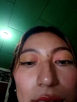 Snapshot of Little_Saori chatting on February 2025 04:04:01 AM Little Saori online show from February 2025 04:04:01 AM