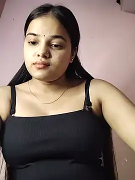 Snapshot of RAYI_123 chatting on June 2026 05:07:01 PM RAYI 123 online show from June 2026 05:07:01 PM
