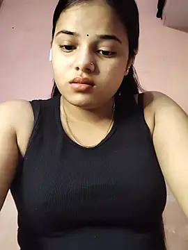 Snapshot of RAYI_123 chatting on July 2026 01:47:01 PM RAYI 123 online show from July 2026 01:47:01 PM