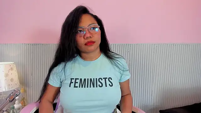 yeikafoxy online show from October 2025 10:56:02 AM