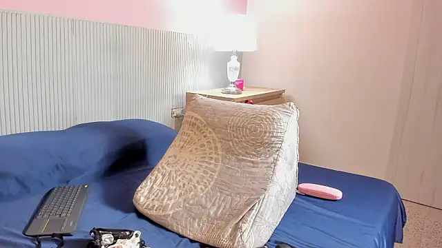 yeikafoxy online show from March 2026 11:18:01 AM