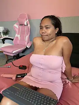 yeikafoxy online show from April 2026 11:26:02 AM