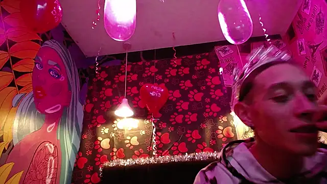 SimonAndJocelyn online show from February 2025 07:21:01 PM