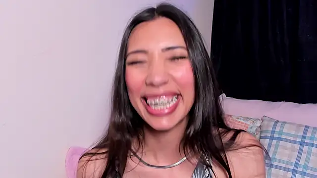 Miss veronicaa2 online show from November 2025 01:02:02 PM