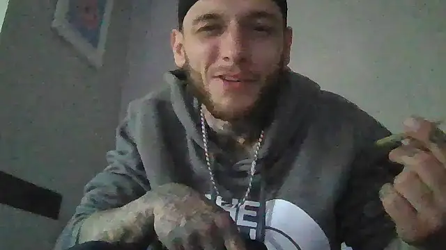 cruz815 online show from June 2026 12:29:01 PM