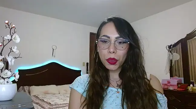 AloLovely  online show from February 2025 02:48:02 AM