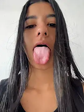 Snapshot of eva_roseee chatting on June 2026 02:09:01 PM eva roseee online show from June 2026 02:09:01 PM