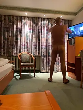 BOOTS online show from December 2024 08:18:01 PM