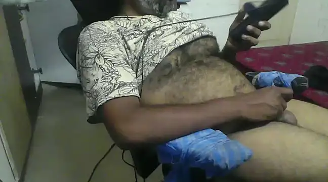 Snapshot of awesomeroc123 chatting on March 2025 04:19:02 PM awesomeroc123 online show from March 2025 04:19:02 PM