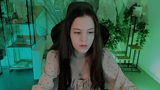 MilaStoyne online show from February 2025 05:51:02 AM