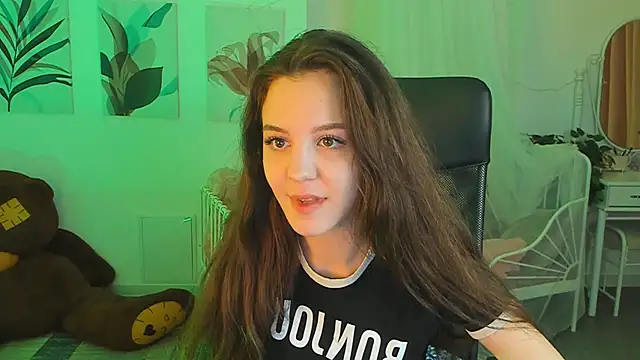 MilaStoyne online show from February 2025 09:13:02 AM