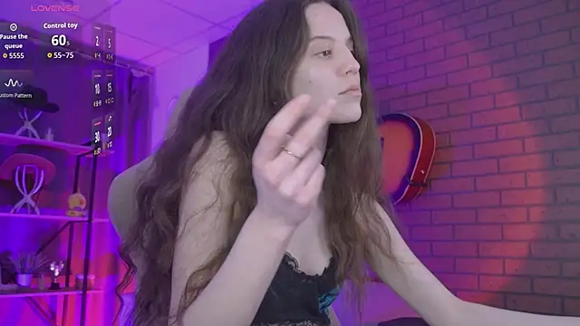 MilaStoyne online show from March 2026 07:46:02 AM