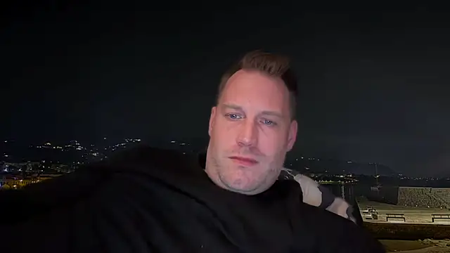 Snapshot of Christian87xxx chatting on February 2025 06:02:02 PM Christian87xxx online show from February 2025 06:02:02 PM