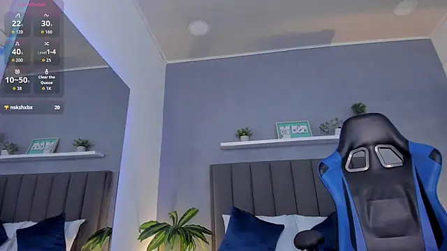 alessia leroy online show from February 2026 07:29:02 PM