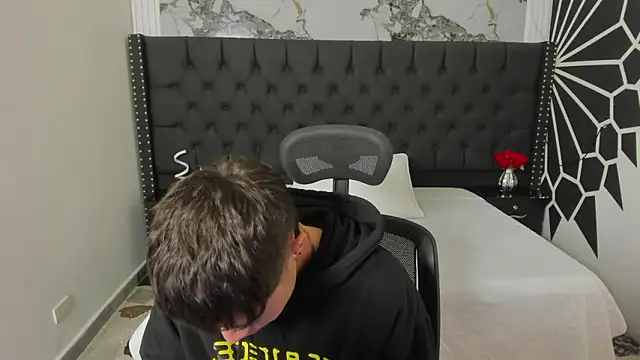 marcuscollins1  online show from March 2026 12:12:02 PM