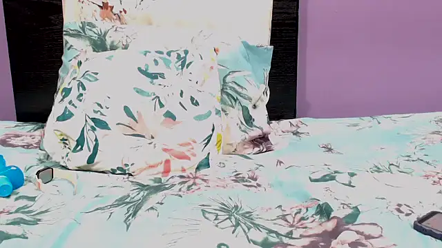 Snapshot of MissBOOBSDIVA chatting on October 2025 05:19:02 AM MissBOOBSDIVA online show from October 2025 05:19:02 AM