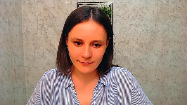 ValeriaHeart  online show from February 2025 03:43:02 PM