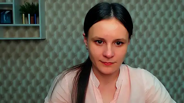 ValeriaHeart  online show from February 2025 02:42:02 PM