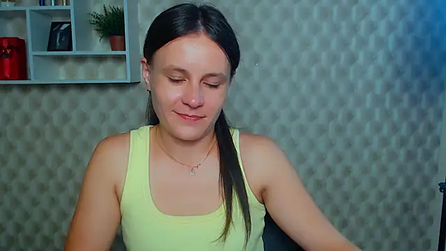 ValeriaHeart  online show from September 2025 05:18:02 AM