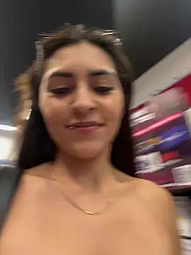 Snapshot of Sofiadelacruz chatting on May 2026 08:50:02 PM Sofiadelacruz online show from May 2026 08:50:02 PM
