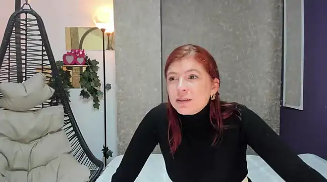 Snapshot of FelicitaSweet chatting on February 2025 08:03:02 PM FelicitaSweet online show from February 2025 08:03:02 PM