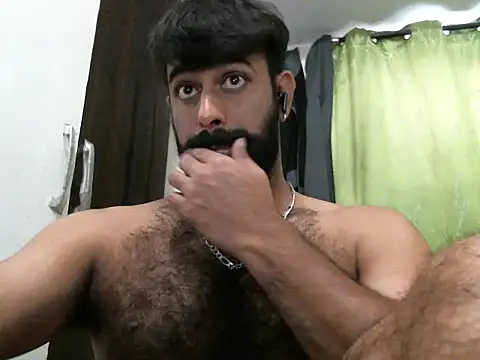 Snapshot of indianhairybull chatting on February 2025 04:23:02 AM indianhairybull online show from February 2025 04:23:02 AM