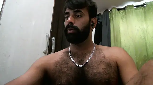 Snapshot of indianhairybull chatting on February 2025 05:00:01 AM indianhairybull online show from February 2025 05:00:01 AM