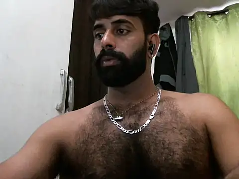 Snapshot of indianhairybull chatting on March 2025 04:41:02 AM indianhairybull online show from March 2025 04:41:02 AM