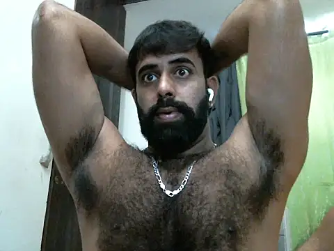 Snapshot of indianhairybull chatting on October 2025 04:54:01 AM indianhairybull online show from October 2025 04:54:01 AM