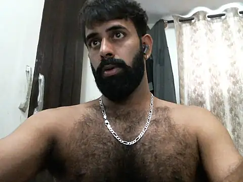 Snapshot of indianhairybull chatting on April 2026 04:48:02 AM indianhairybull online show from April 2026 04:48:02 AM