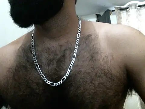 Snapshot of indianhairybull chatting on April 2026 04:43:02 AM indianhairybull online show from April 2026 04:43:02 AM