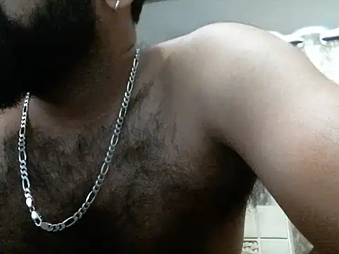 Snapshot of indianhairybull chatting on May 2026 04:29:02 AM indianhairybull online show from May 2026 04:29:02 AM
