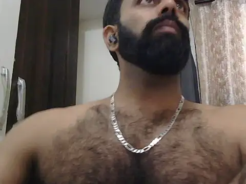 Snapshot of indianhairybull chatting on May 2026 05:25:02 AM indianhairybull online show from May 2026 05:25:02 AM