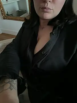 Orgasmille online show from April 2026 06:05:01 PM