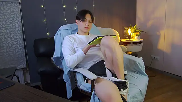 Snapshot of just_gay_ chatting on February 2025 04:14:02 AM just gay  online show from February 2025 04:14:02 AM