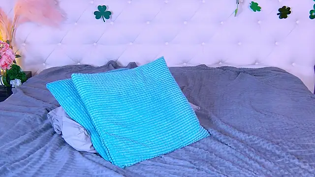 Snapshot of just_gay_ chatting on March 2025 08:11:01 PM just gay  online show from March 2025 08:11:01 PM