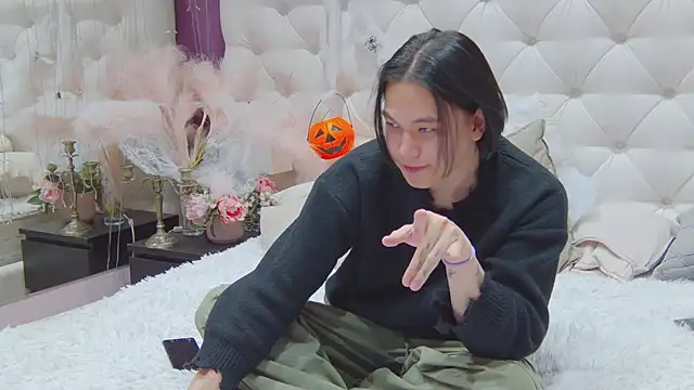 Snapshot of just_gay_ chatting on November 2025 09:39:01 PM just gay  online show from November 2025 09:39:01 PM