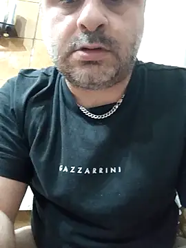Snapshot of NAvoglia chatting on May 2026 01:05:02 PM NAvoglia online show from May 2026 01:05:02 PM