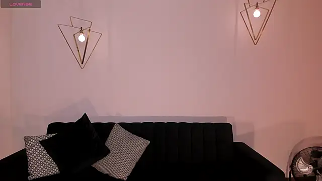 BeccaBaxter online show from October 2025 12:33:01 PM