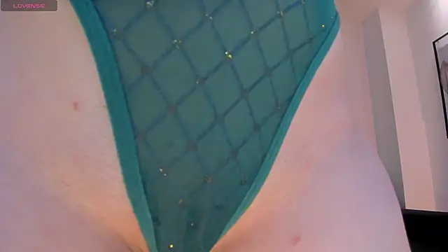 BeccaBaxter online show from November 2025 07:35:01 PM