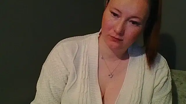 brooklyn bombshell online show from March 2025 09:12:02 PM