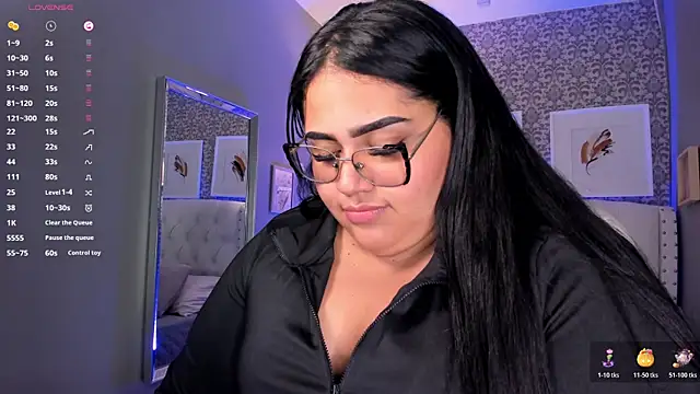 Snapshot of _michel_bbw chatting on December 2025 02:18:01 AM michel bbw online show from December 2025 02:18:01 AM