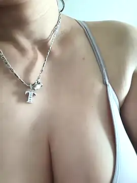 Cicamica12 online show from April 2026 07:13:02 AM