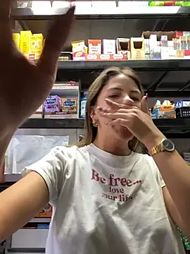 Andrea18 blonde online show from March 2026 04:24:02 PM