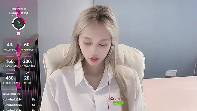 xunian71O online show from January 2026 06:37:02 AM