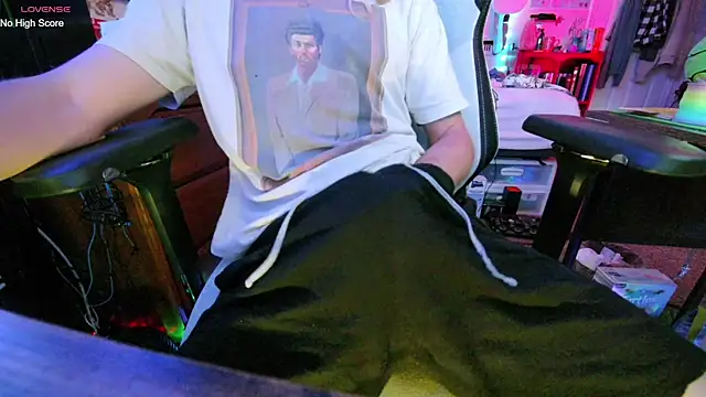 AaronSkeetman online show from July 2026 12:00:01 PM