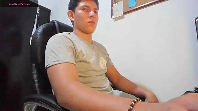 JamesCr  online show from March 2025 09:42:01 AM