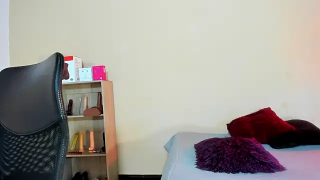 Violetta 0 online show from March 2026 12:10:02 PM