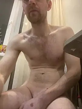 LynnAhNight online show from February 2026 03:22:02 AM