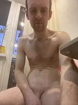 LynnAhNight online show from March 2026 03:20:01 AM